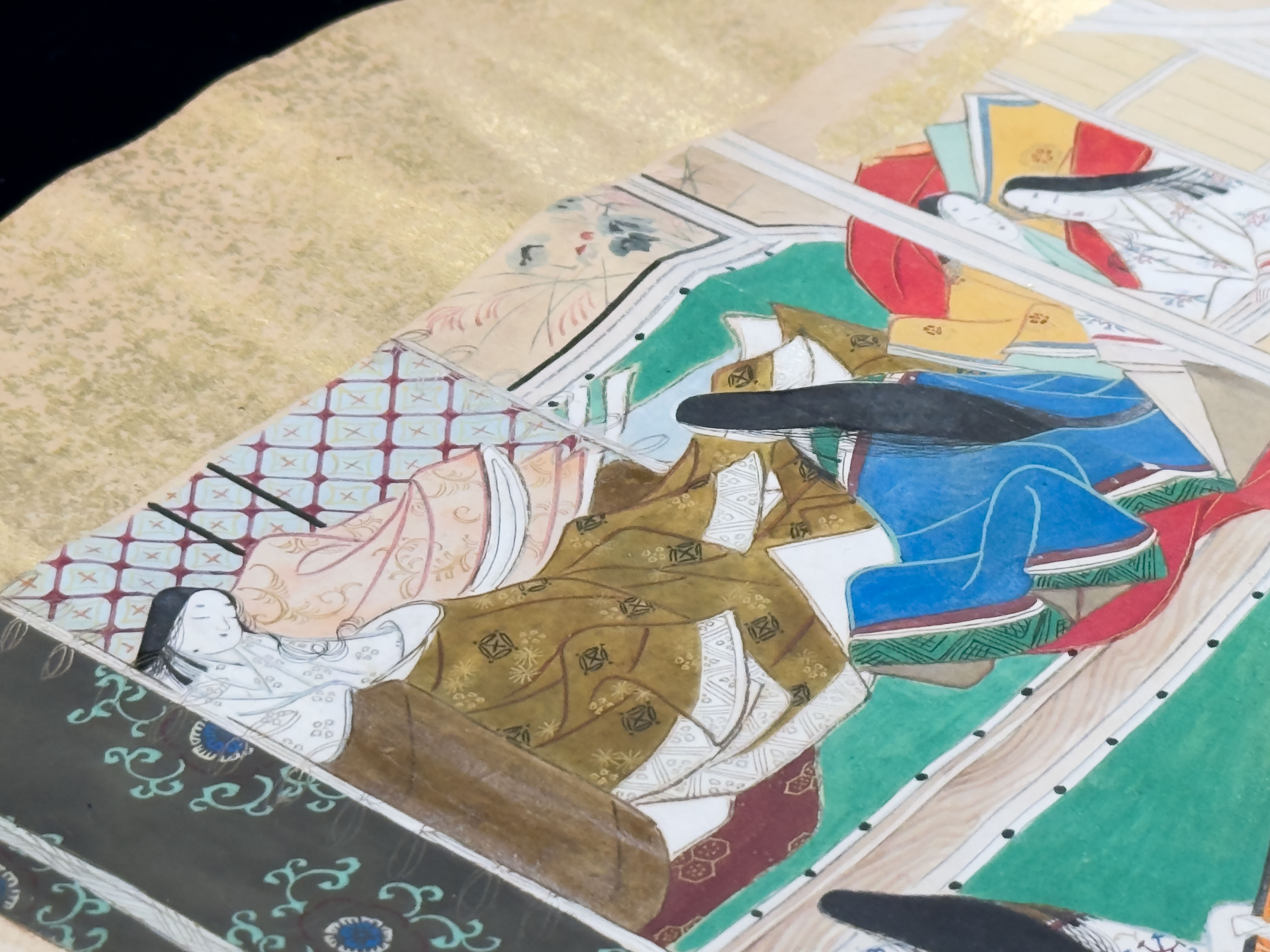 color example - gold leaf